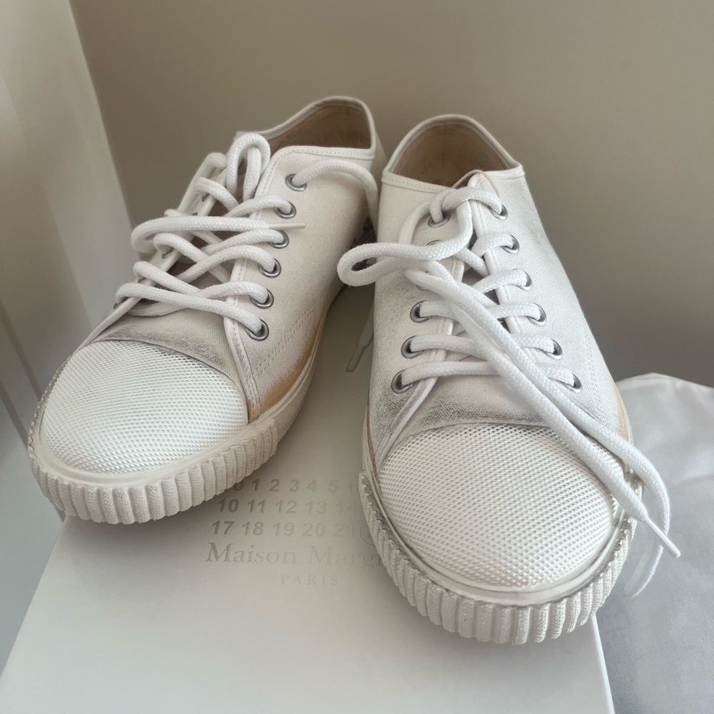 MAISON MARGIELA Sneakers Brand New shoe w dust bags! US 6 Made in Italy GWP